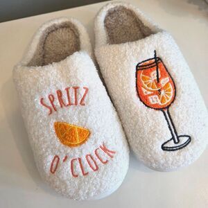 New Aperol Spritz Fuzzy House Shoes Slippers. Size 8.5 Novelty Resort Comfy